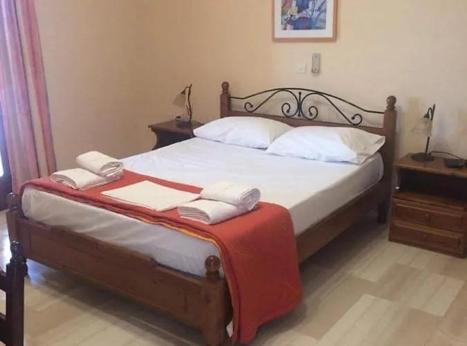 Bonatsa Bed & Breakfast 3*