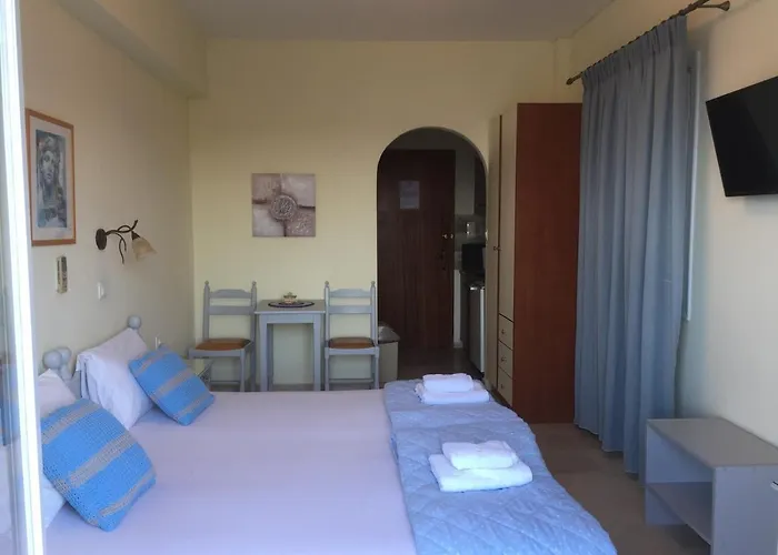 Bonatsa Bed & Breakfast Batsi