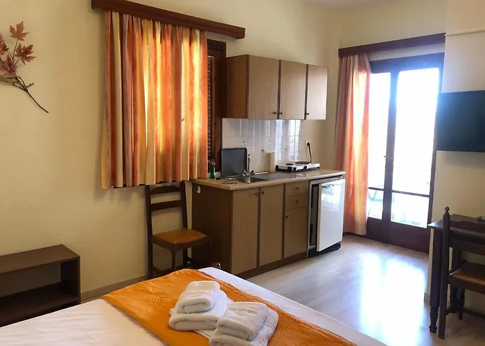 Bonatsa Bed & Breakfast Batsi